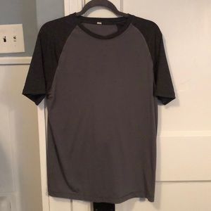 Lululemon mens tech short sleeve t shirt M
